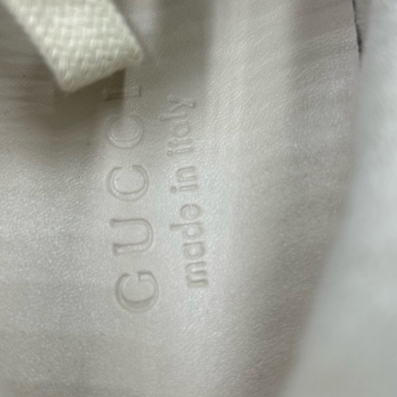 Gucci Men's low top screener sneakers . Paneled leather design . Size 12.5 - Picture 9 of 11